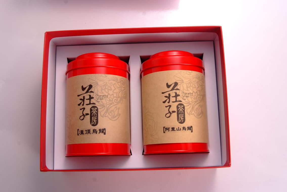 莊子茶房 禮盒組 凍頂烏龍(150g)+ 黑烏龍(炭焙烏龍)(150g)